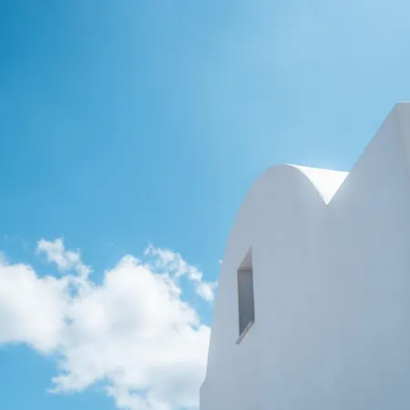 Akri Suites