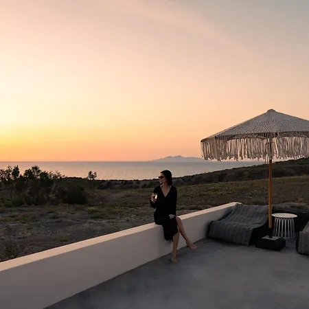 Akri Suites Hotel