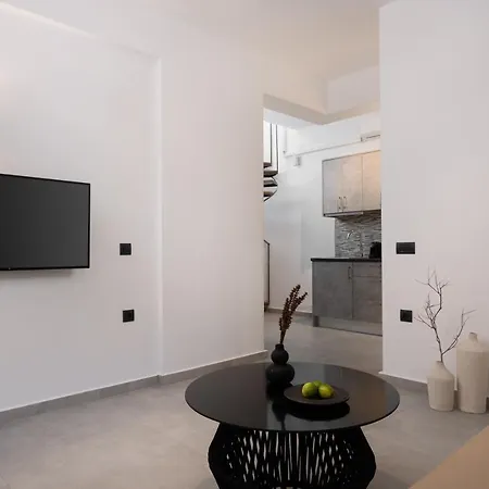 Отель Akri Vourvoulos